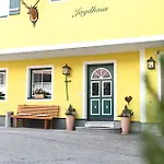 Apartment Ferienappartement Royer