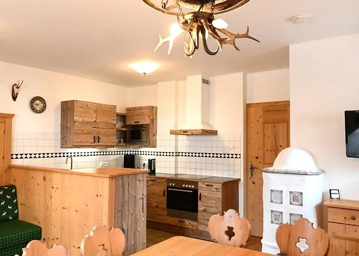 Апартаменти Royer *